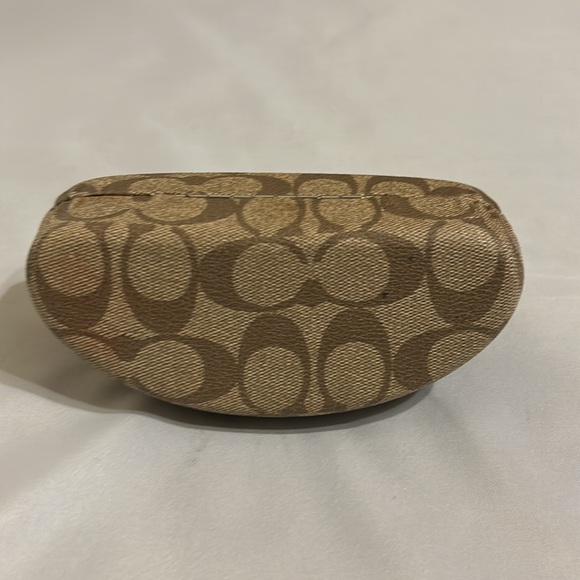 Coach Sunglasses Case - Picture 5 of 5